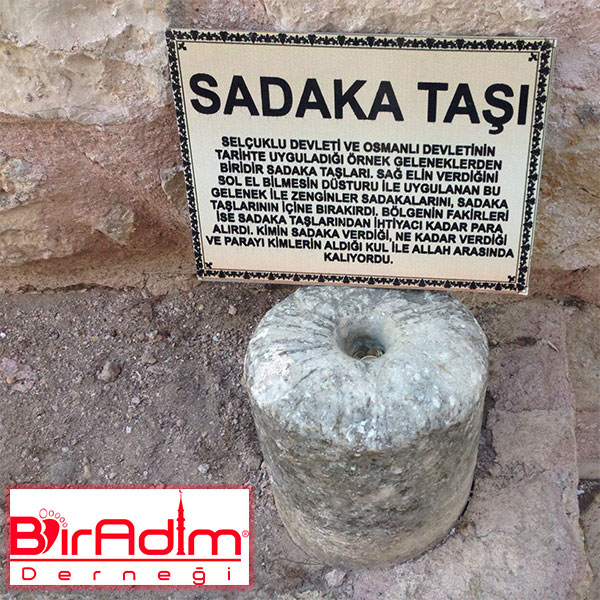 Sadaka Taşı